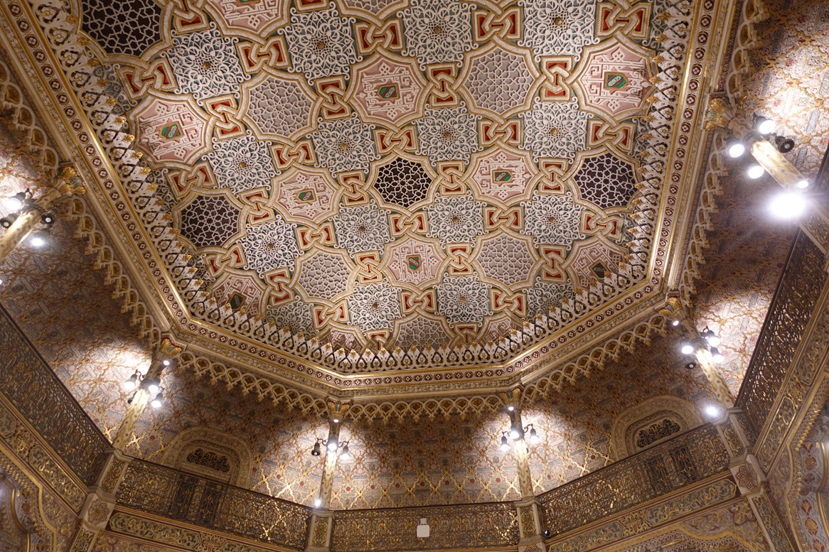 The ceiling of the Arab Room in the Stock Market Palace
