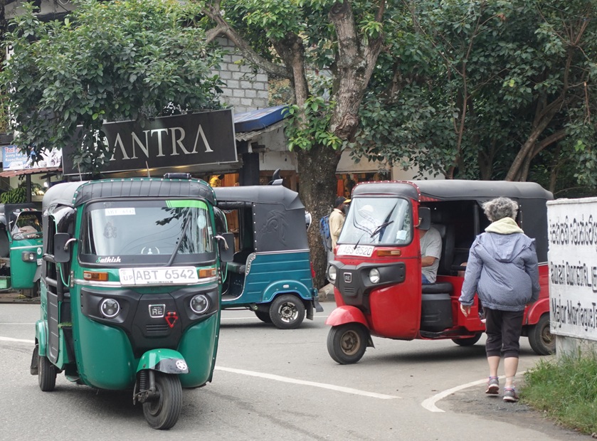 Tuk-tuks
