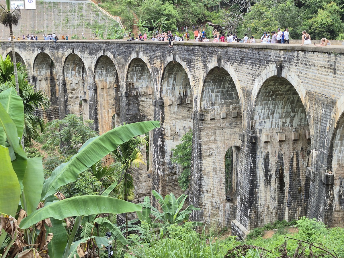 9-Arches Railway Bridge