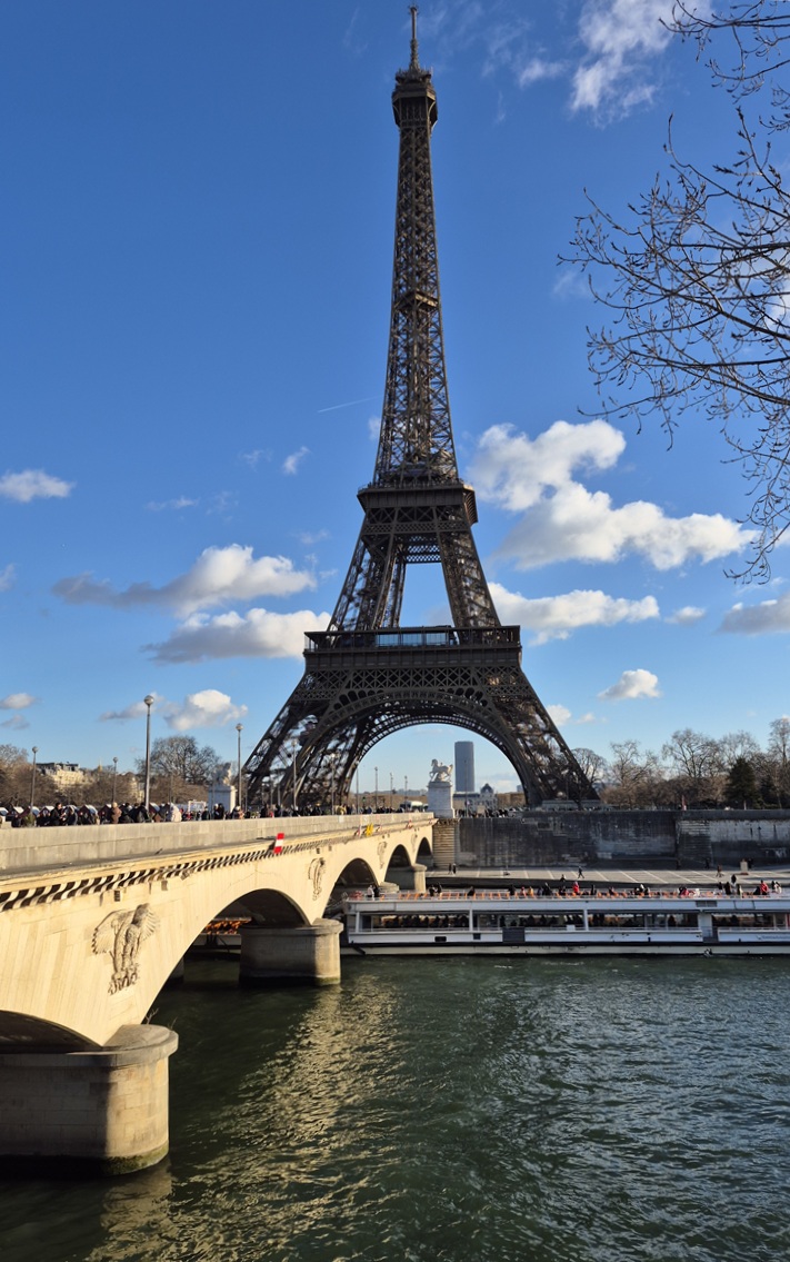 Le Tour Eiffel