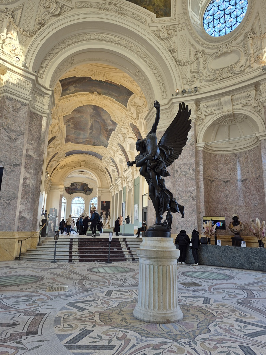 Seen in le Petite Palais