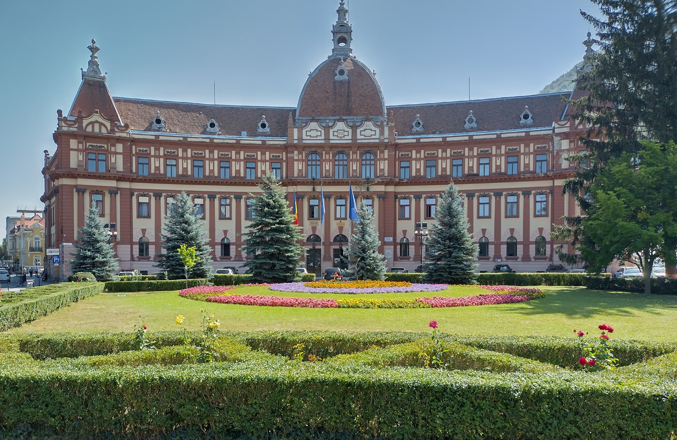 Building, Brasov